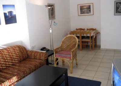 12 Shamai St - option 3 - Living room and dining area